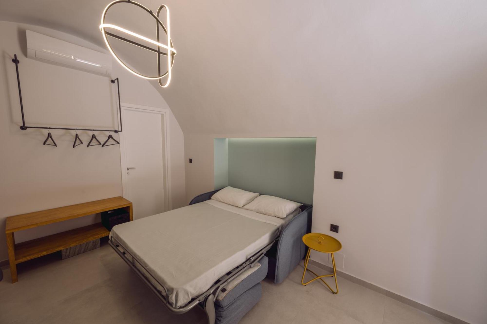 Arch Home, Luxury With Private Parking La Canée