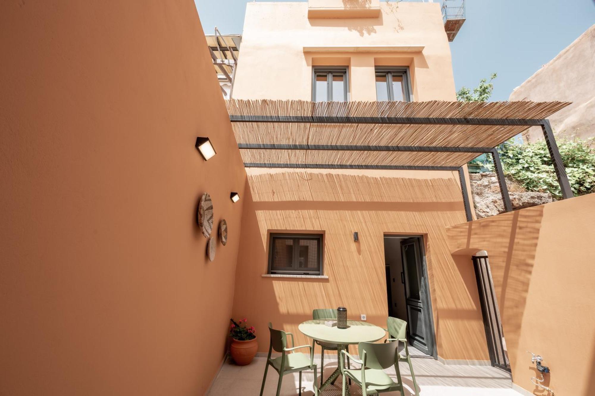Arch Home, Luxury With Private Parking Hébergement de vacances *