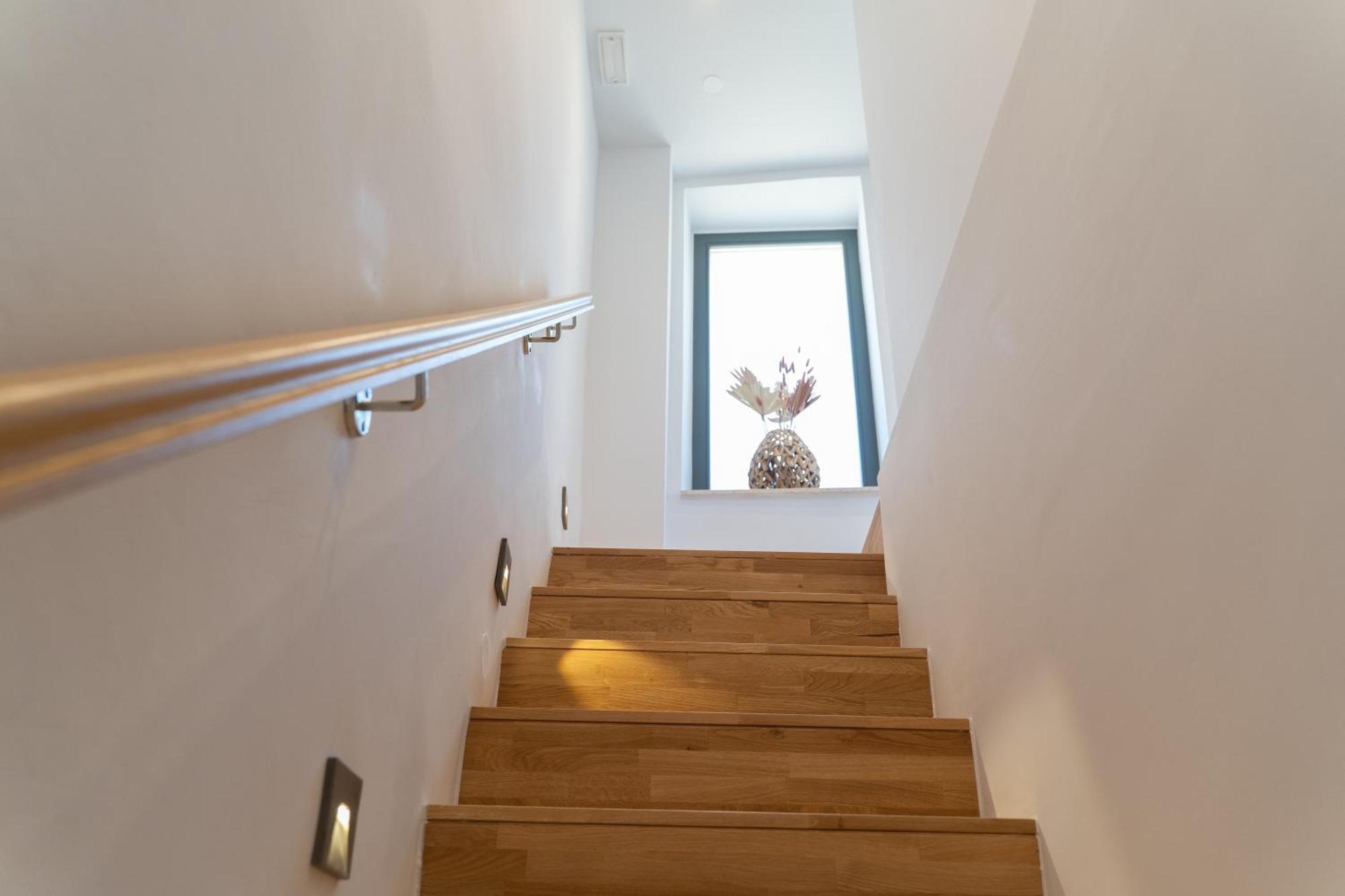 Hébergement de vacances Arch Home, Luxury With Private Parking *