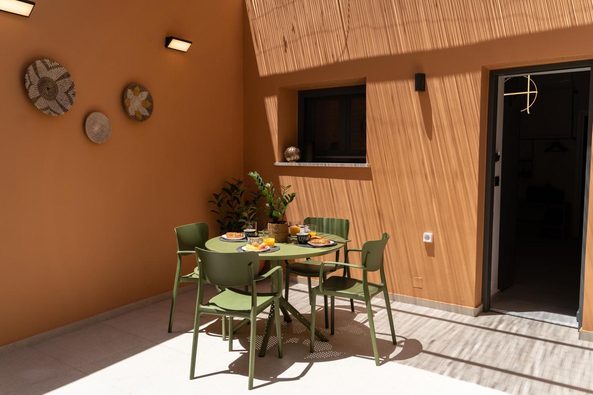 Arch Home, Luxury With Private Parking Hébergement de vacances La Canée